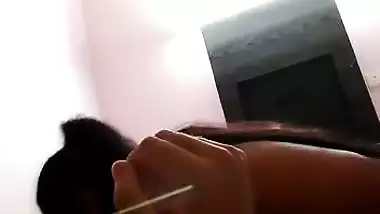 GF sucks BF’s dick and rides on it in desi sex