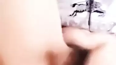 Punjabi slim girl nude fingering viral hot video