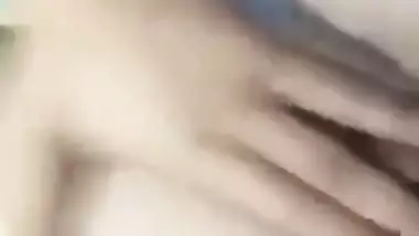 Today Exclusive- Cute Desi Girl Record Her Nude Selfie For Lover