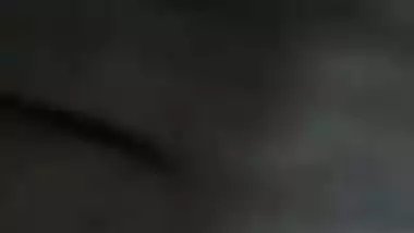 Slim Desi XXX wife shows her big boobs and plays with pussy on cam