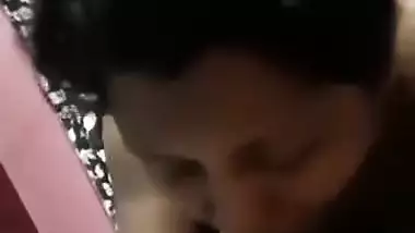Exclusive- Hot Look Desi Bhabhi Sucking Hubby Dick