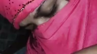 Hijabi Bengali Bhabi Sucking Dick