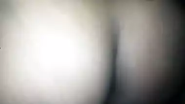 Desi bhabi pussy fingering and recording by hubby after fucking