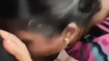 Tamil aunty lifts blouse and shows boobs before blowjob