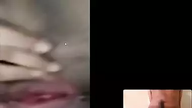 Today Exclusive- Sexy Tamil Bhabhi Showing Nude Body To Lover On Video Call