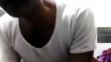 Indian neighbour Bhabhi sex scandal clip