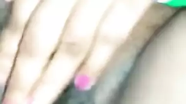Amateur Indian wife demonstrates that her XXX sissy is ready for sex