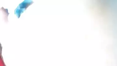 Sexy village wife porn MMS video clip