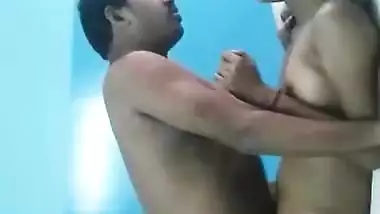 Hot Indian Bangla Couple Sex New mms Guys enjoy Boudi expressions