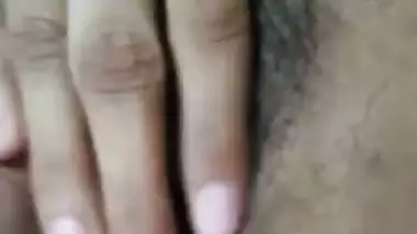 Small boobs desi girl nude hairy pussy rubbing