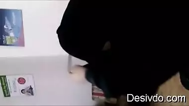 Desi Beauty Shamiya pressing dick at beautyparlour and showing her huge bOObs