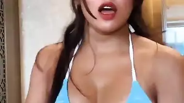 SLUTTY SOFIA ANSARI BODY SEDUCTION IN BLUE BIKINI PART 1