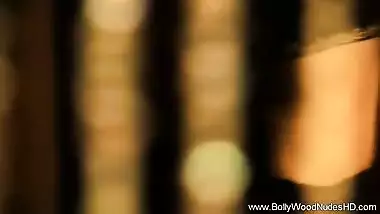 Brunette Babe Is Super Sexy