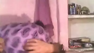 My boyfriend requesting for showing gaand.