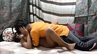 Hot Indian - Velentine Ke Din Girlfriend Ki Choot Phad Diya Chodke Room M