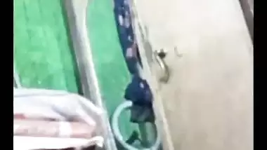 Chubby Bengali unmarried girl fingering viral video