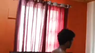 Couple gets drenched in sweat after a hard desi chudai