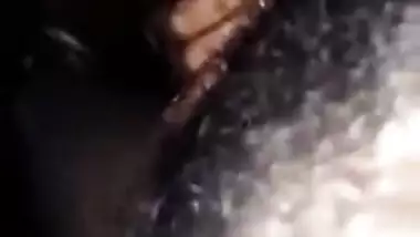 Desi cuckold wife likes sucking her husband’s dick