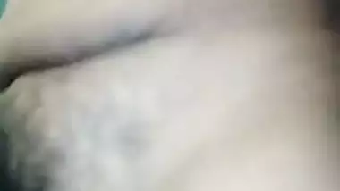 Mallu aunty pooru show MMS video