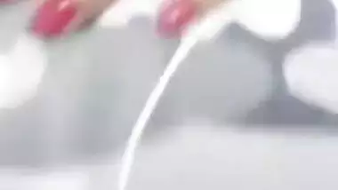 Desi Muslim girl shows boobs and pussy on video call