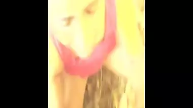 Outdoor mms sex scandal of horny Indian cheating wife