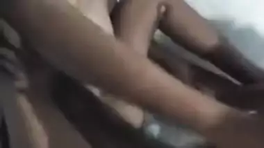 MMS video of Desi girl with sunglasses gives pussy to her XXX lover