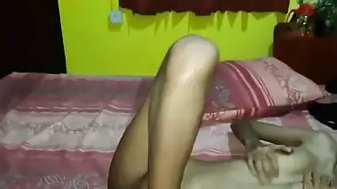 Sri Lankan In Horny Girl Having Sex In Lotus Potition With Stranger