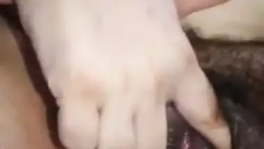 Today Exclusive-horny Mature Bhabhi Strip Her Cloths Showing Her Big Boobs And Wet Pussy Part 2