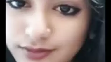 Gorgeous cam girl striptease nude show for client