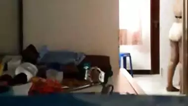 Tamil mom dress change spy video