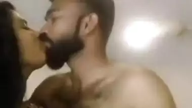 Desi girl kisses her bearded XXX lover for their homemade sex film