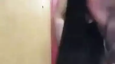 Man fucks his GF on the foreign soil in NRI porn