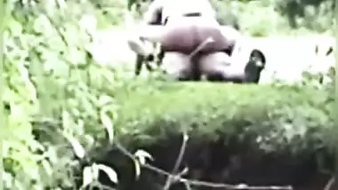 Indian couple from the is caught having sex in the jungle, desi XXX mms