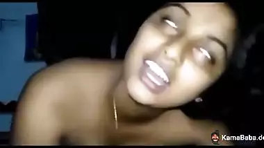 Seductive village girl’s hard desi chudai