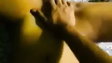 Lover records his GF’s blowjob MMS and fingers her pussy