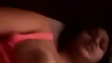 Sri Lankan nude masturbation MMS