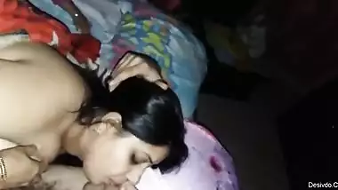 Desi housewife sloopy passionate kiss lip bitting and sucks lips