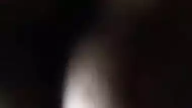 Winning Desi chick takes a shower and poses for the solo porn video