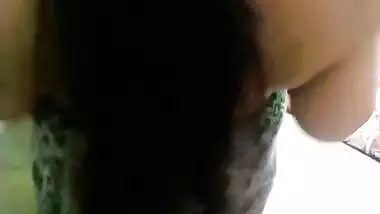 Gives a desi blowjob to her uncle for a dress