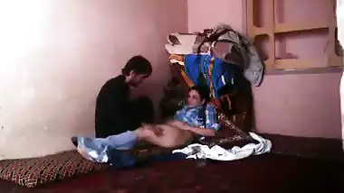 Sexy Kashmiri Bhabhi Sneaky Sex With Lusty Devar Caught