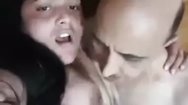 Desi Girl Sucking