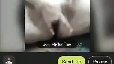 Mallu girl on stripchat nude fingering video