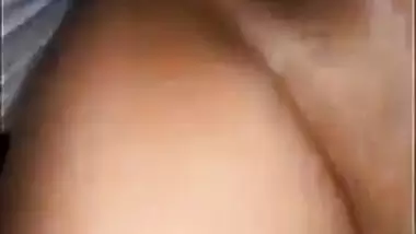 Pervert shoots Tamil porn with his friend’s desi GF