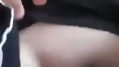 Assame Boudi showing her nude buttery pussy